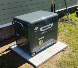 Бесшумный генератор в защитном кожухе  MITSUBA  SL 10000W-SE